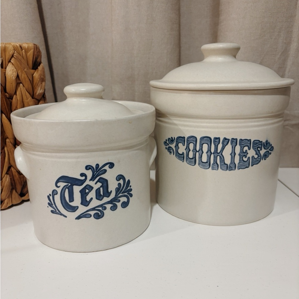 Pfaltzgraff Cookie and Tea Set